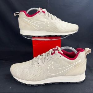 NIKE WMNS MD Runner 2 ENG Mesh Shoes 9.5